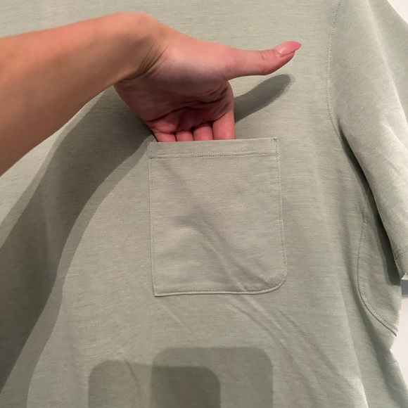 Lululemon Men’s Green Sz L Short Sleeve Shirt - Picture 3 of 6